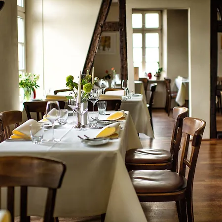 Schloss Hotel 3*