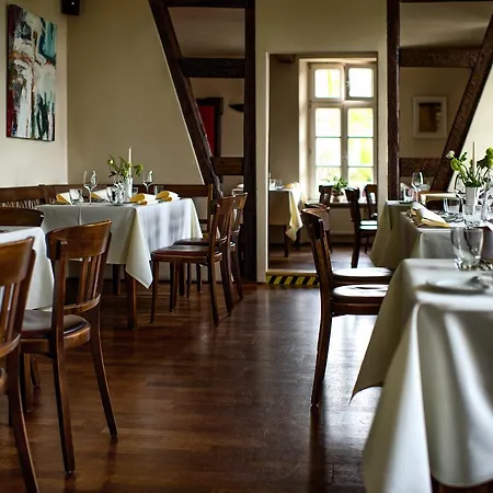 Hotel Schloss 3*